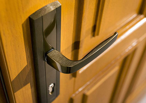 東莞開(kāi)車(chē)鎖的電話(huà)